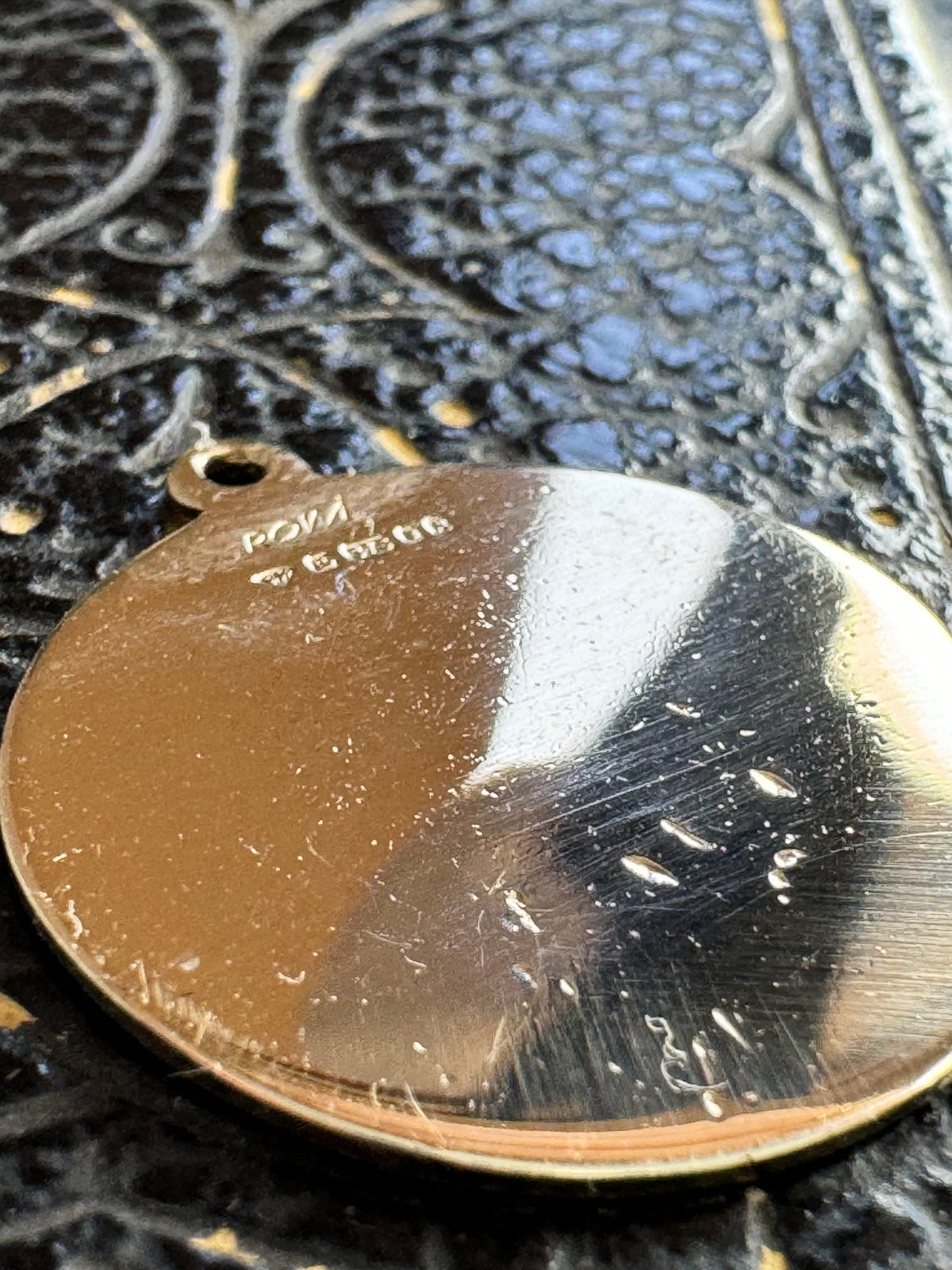 9ct Yellow Gold Scorpion Pendant