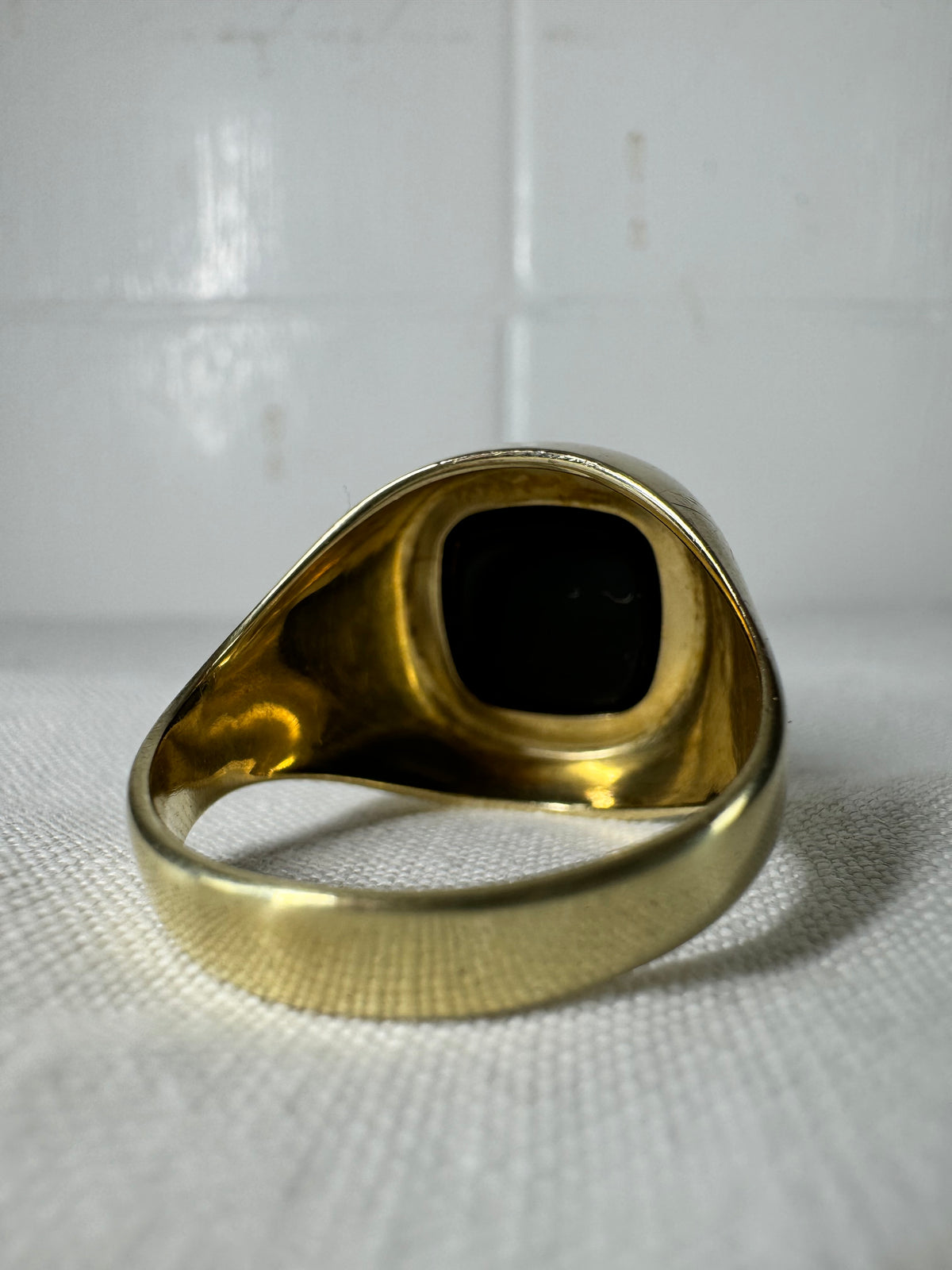 9ct Yellow Gold Onyx Ring