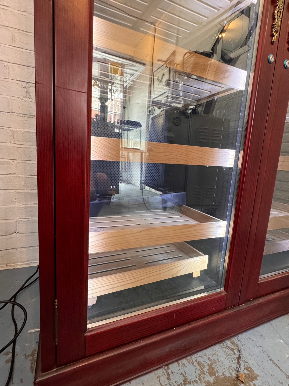 The Reagan 4000 Electric Cabinet Humidor By Prestige Import Group RRP £6000 BRAND NEW