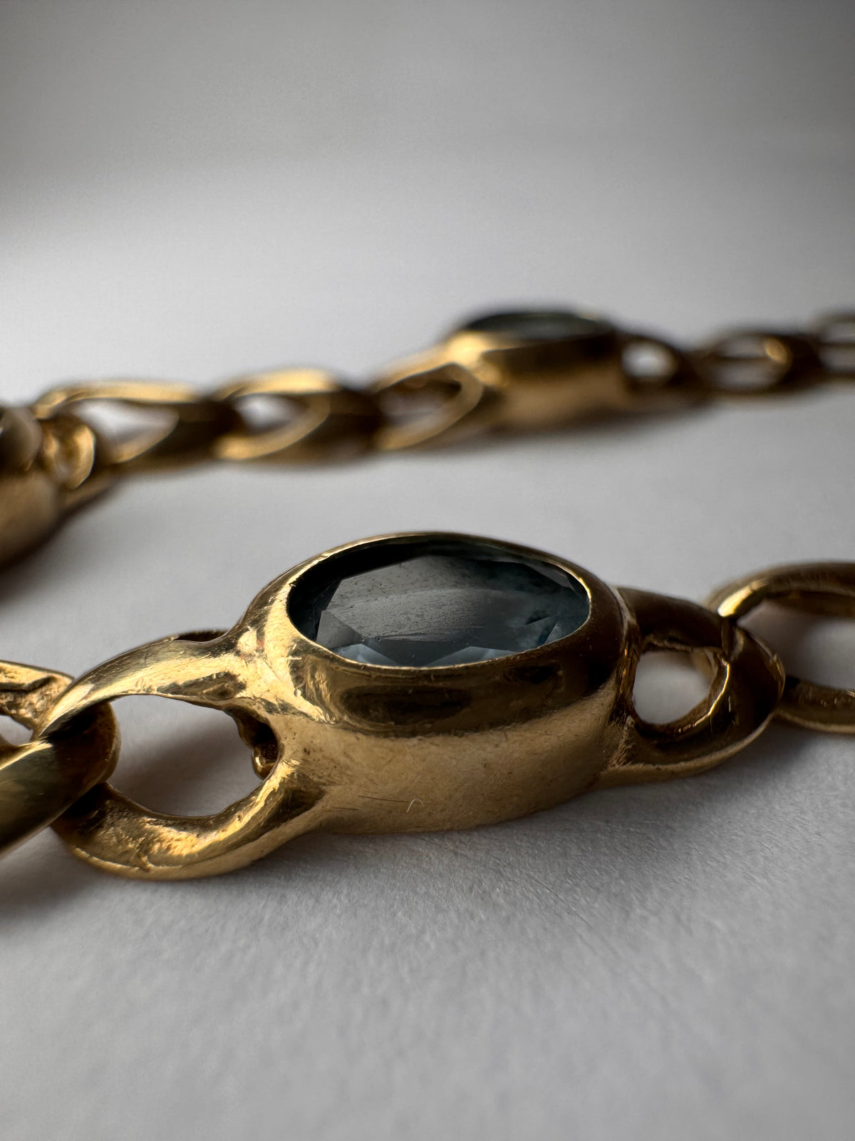 9ct Gold Aquamarine Bracelet