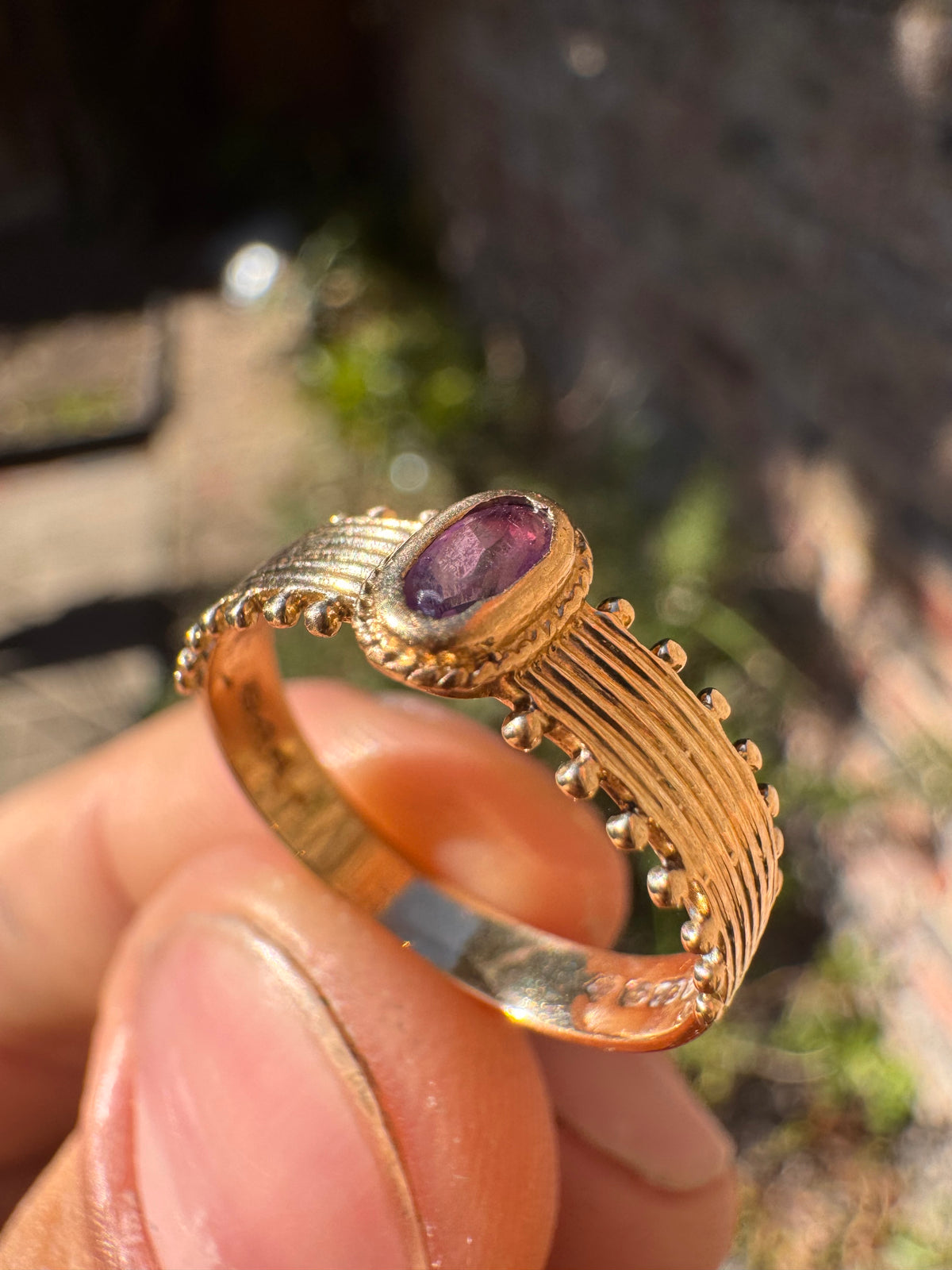 Antique 9ct Gold and Amethyst Ring