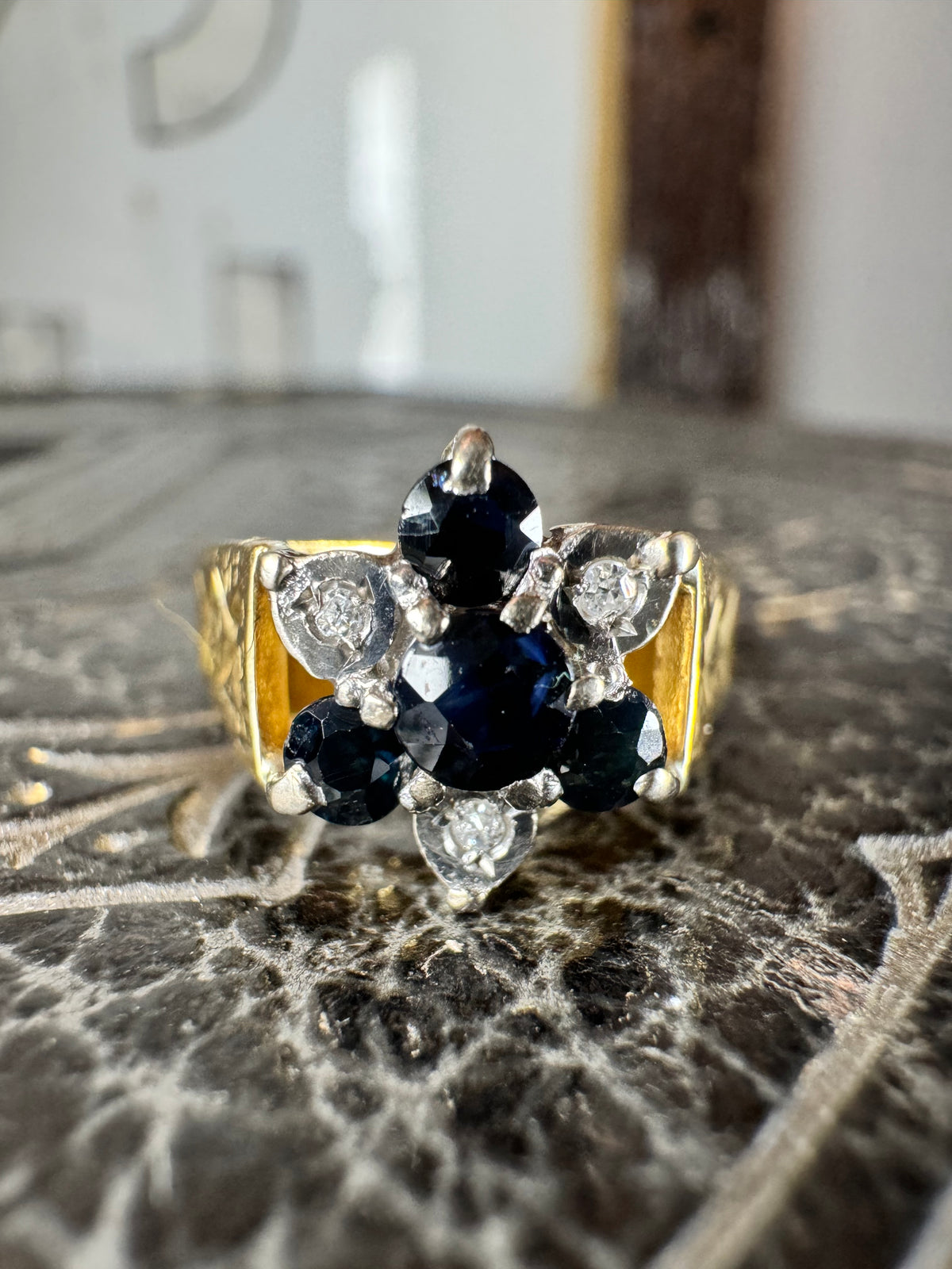 Vintage 9ct Sapphire Diamond Flower Ring