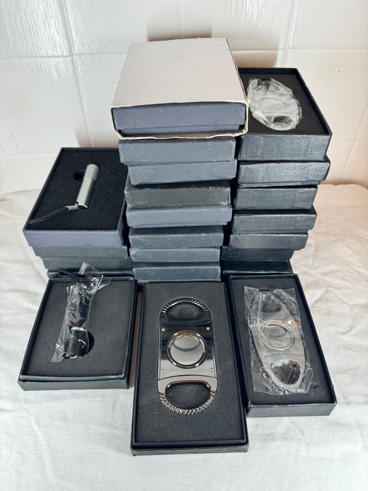 Joblot Cigar piercers and cutters NEW