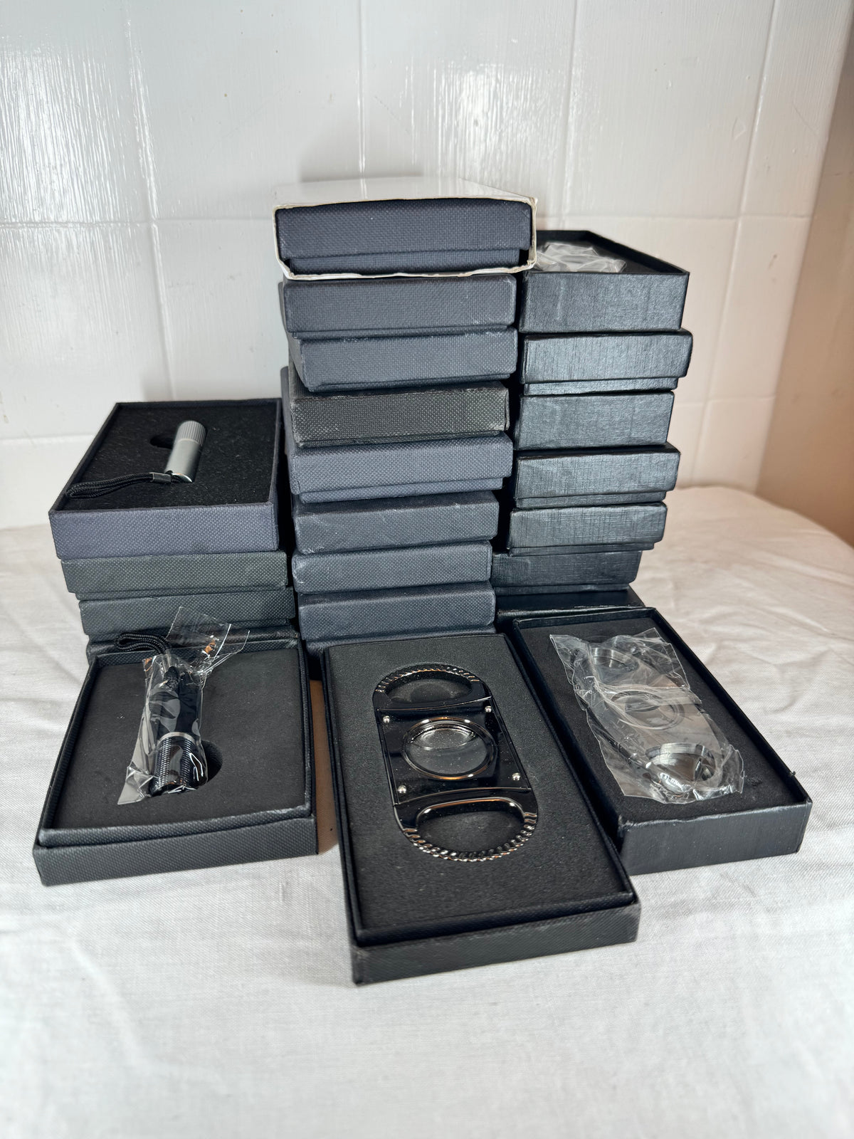 Joblot Cigar piercers and cutters NEW