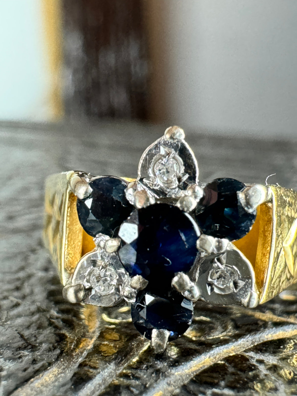 Vintage 9ct Sapphire Diamond Flower Ring